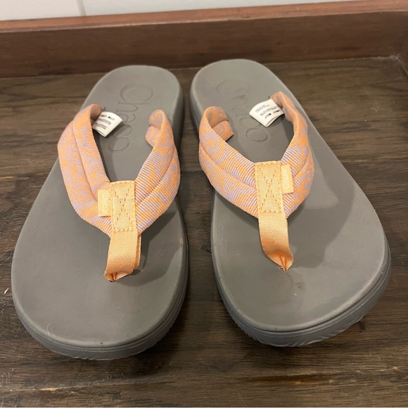 Chaco Women’s Chillos Flip Sandal in Tube Breeze Lilac - Picture 1 of 7